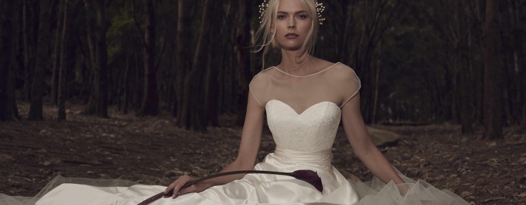 Wedding Dress Designers – Jennifer Regan