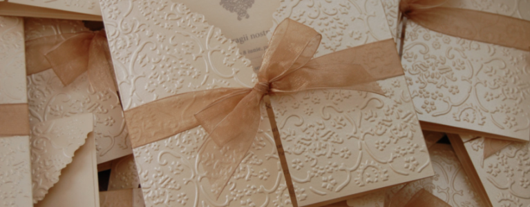 A Guide on How To Pick The Perfect Wedding Invitation!